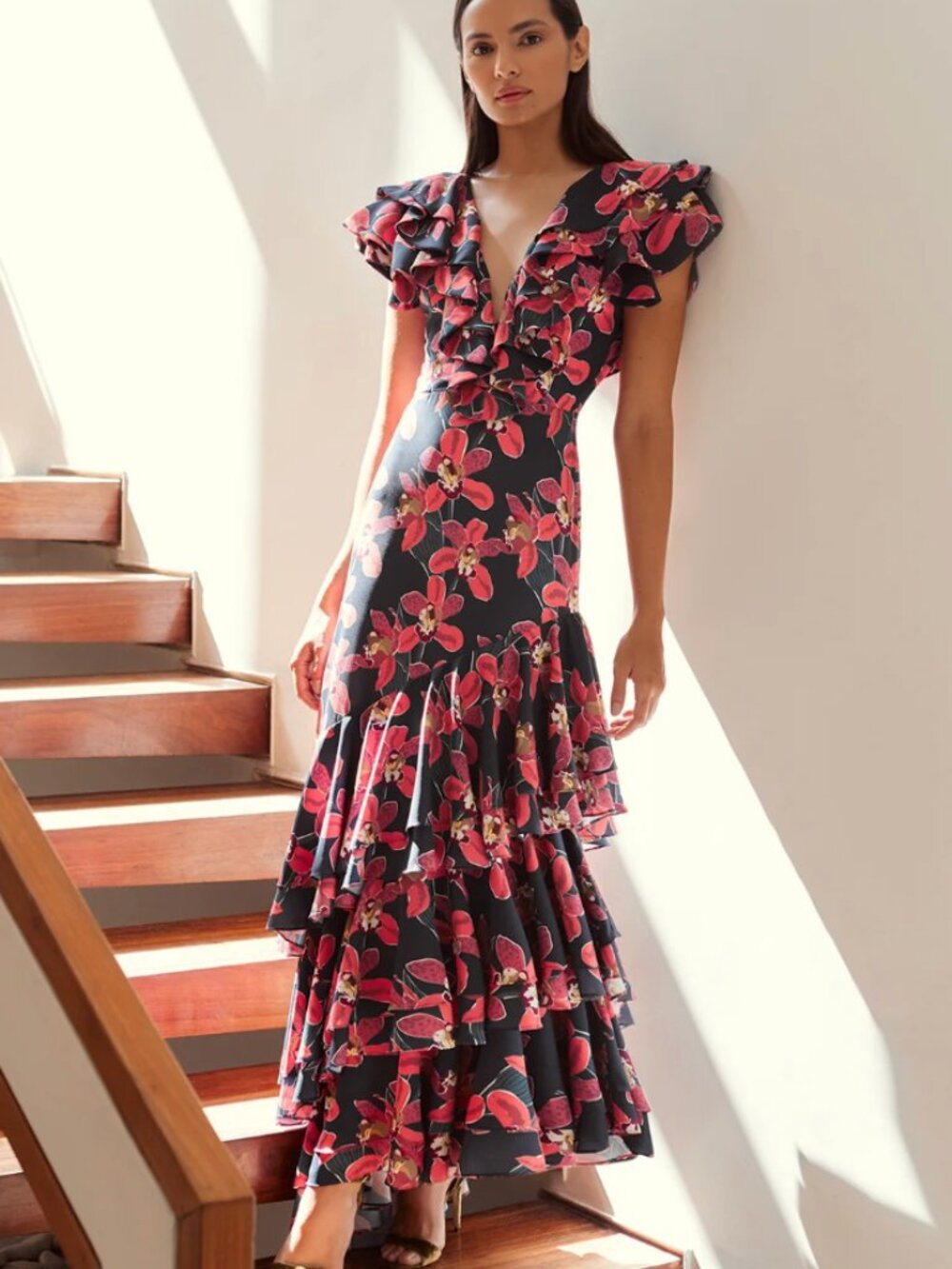 NO PISE LA GRAMA  la catalina ruffled floral maxi dress